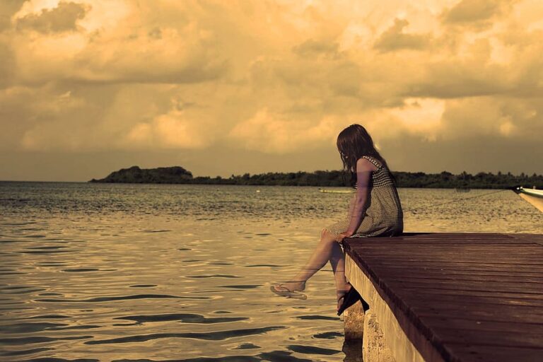 How to Stop Getting Attached So Easily (Without Becoming Cold)